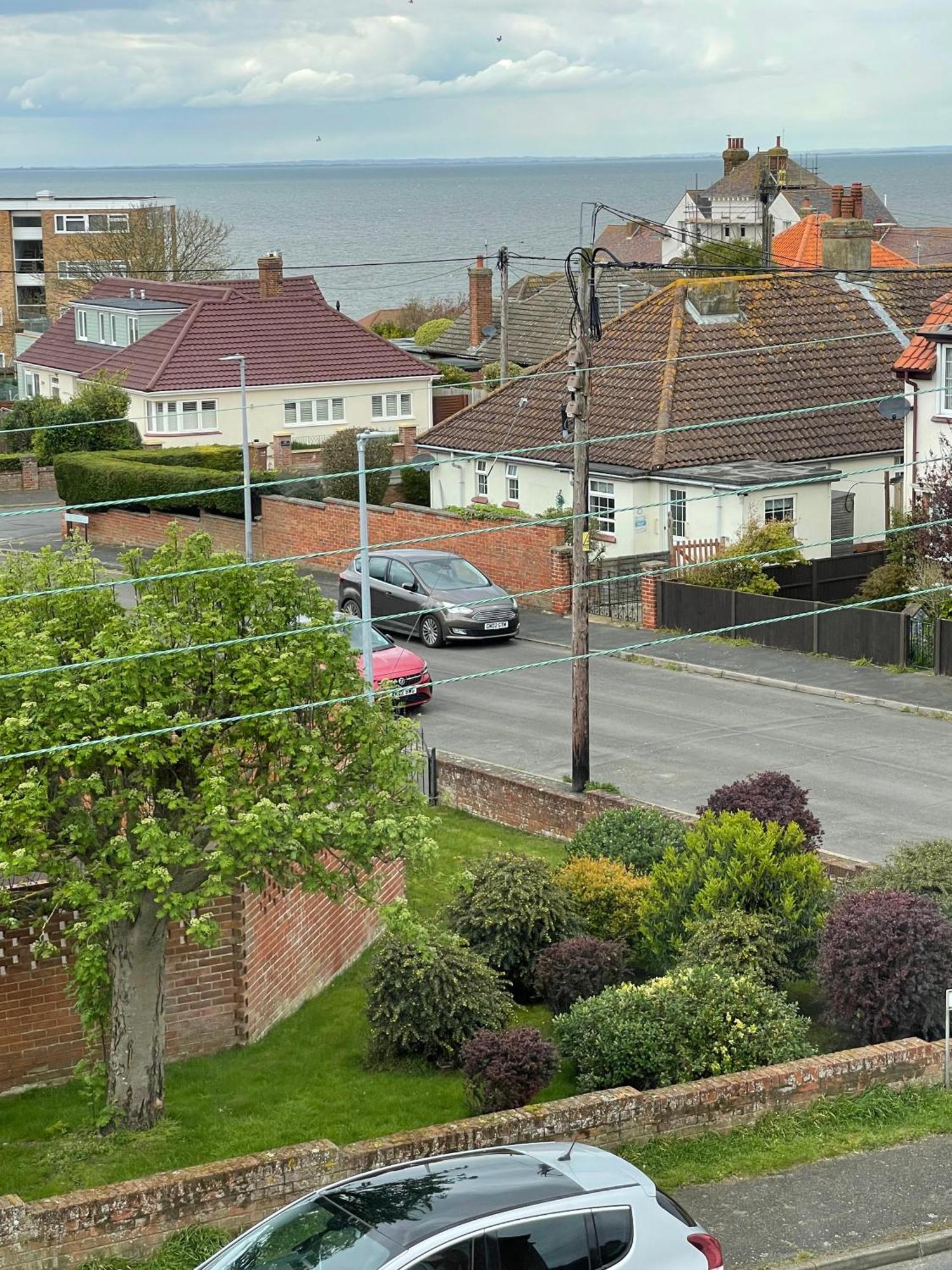 Belle-Vue Apartments Hunstanton Exterior photo